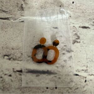 💰5/$20 Tortoise Acrylic Resin Earrings